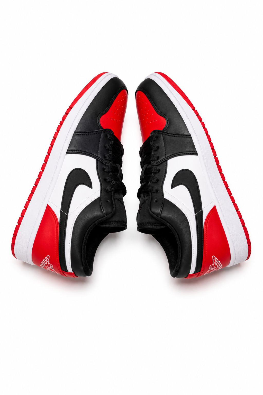 NIKE AIR JORDAN 1